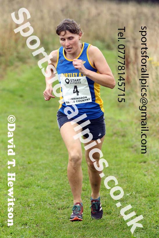 Senior Womens relay, 2021 Farringdon Open Cross Country, Sunderland . Photo: David T. Hewitson/Sports for All Pics